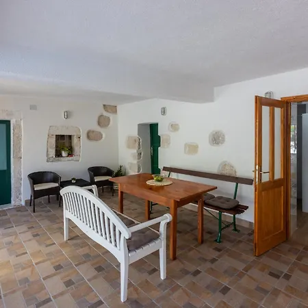 Rural House Anka * Drivenik