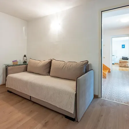 Hébergement de vacances Rural House Anka Drivenik