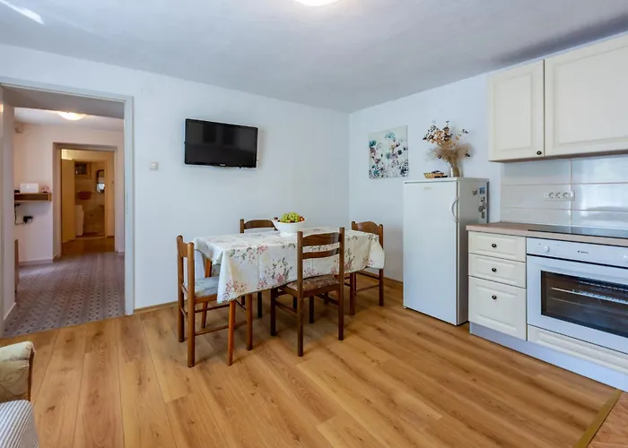 Rural House Anka بيت للعطل