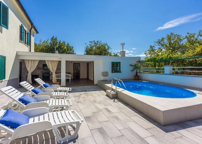 Rural House Anka بيت للعطل *